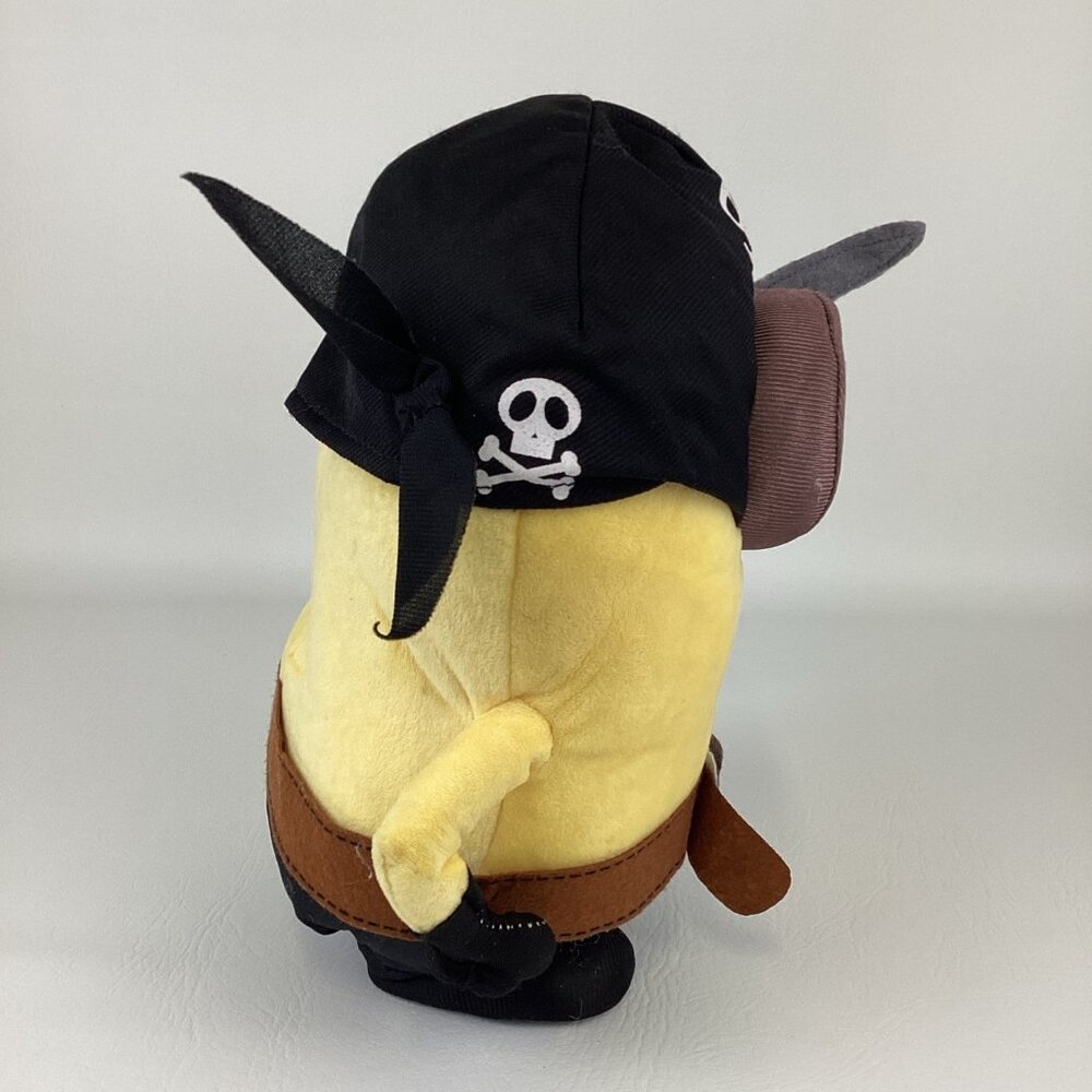 Despicable Me Minions Haunt & Taunt Pirate Electronic 11" Plush Stuffed Toy TAGS - Picture 5 of 6